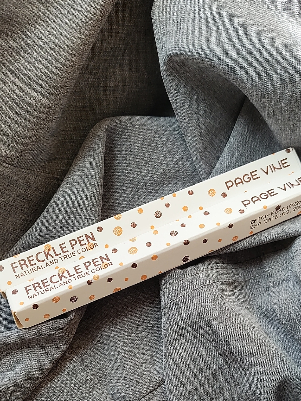 Page Vine Freckle Pen NWT